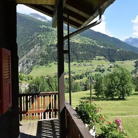 Nyaraló Cozy Near Aletsch *