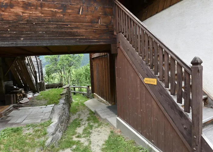 Cozy Near Aletsch Feriehus